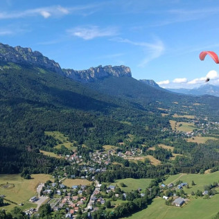 Baptême de Parapente “Découverte” sur le Plateau des Petites Roches (Saint-Hilaire-du-Touvet, Isère - 38)