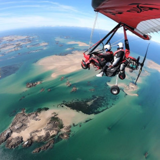 Baptême de l’Air en ULM jusqu'au Mont Saint-Michel - La Route de l'Archange (Bréville-sur-Mer, La Manche - 50)