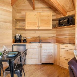 Séjour Insolite : Nuit en Cabane dans les Arbres avec Petit-déjeuner et Accès Privatif au Spa - Week-end (Satillieu, Ardèche - 07)