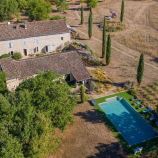 Séjour en Logement Insolite : Nuit en Cabane dans les Arbres avec Petit-déjeuner et Spa Privatif au domaine Cœur de Bull (Occitanie - 81)