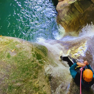 Excursion Canyoning dans le Canyon du Groin (Artemare, Ain - 01)