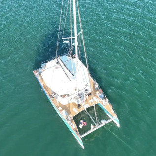 Croisière en Catamaran vers l’Île d’Houat au départ de Quiberon (Morbihan - 56)