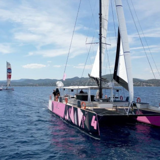 Sortie en Soirée en Catamaran dans la Rade de Lorient (Larmor-Plage, Morbihan - 56)