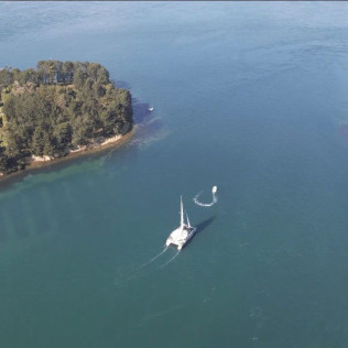Croisière en Catamaran dans le Golfe du Morbihan au départ de Quiberon (Morbihan - 56)