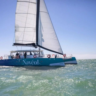 Croisière en Catamaran dans le Golfe du Morbihan au départ de Quiberon (Morbihan - 56)