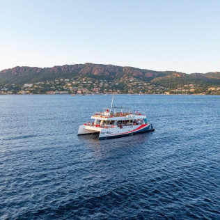 Brunch en Mer en Catamaran (Var / Bouches-du-Rhône / Alpes-Maritimes)