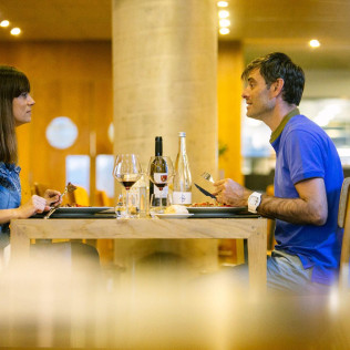 Circuit Thermal, Massage Relaxant et Déjeuner pour deux au Balneario de Panticosa 4* (Huesca, Espagne)  