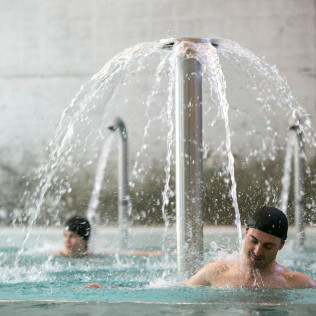 Circuit Thermal, Massage Relaxant et Déjeuner pour deux au Balneario de Panticosa 4* (Huesca, Espagne)  