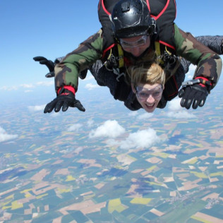 Saut en Parachute Tandem (Péronne, Somme - 80)