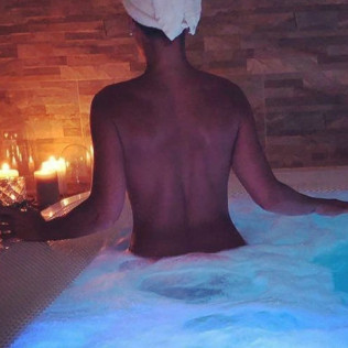 Soin Relaxation avec Bain de Vapeur, Jacuzzi et Massage au Cosmology Beauty Spa (Marseille, Bouches-du-Rhône - 13)