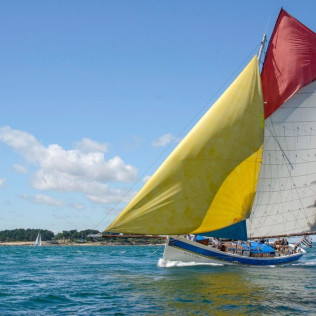 Croisière en journée à Belle-Île-en-Mer à bord du Krog E Barz (Arzon, Morbihan - 56)