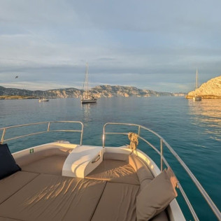 Croisière d’une Demi-journée avec Baignade au Parc National des Calanques (Marseille, Bouches-du-Rhône - 13)
