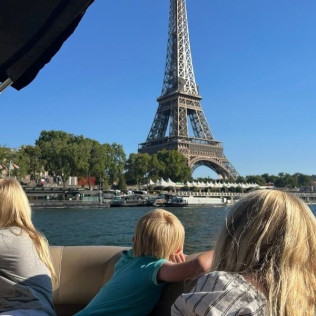 Croisière Privée sur la Seine au Départ du Pont d'Issy (Paris, Île-de-France - 75)