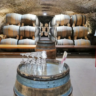 Visite et Dégustation de Vin Mâcon pour deux au Château de la Greffière (La Roche Vineuse, Bourgogne - 71)