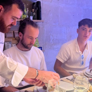 Préparation d’un Plat et Dîner Gastronomique “SYMBIOSE” en 4 Mains (Paris, Île-de-France - 75)