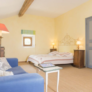 Séjour de 2 Nuits avec Dîner au Domaine Grand Guilhem (Cascatel-des-Corbières, Aude - 11)