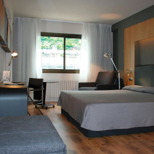 Séjour et Déjeuner ou Dîner à l'Hôtel Roc Blanc 4* (Andorre)