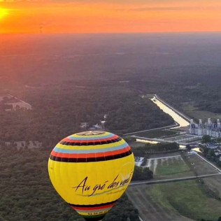 Vol en Montgolfière Privilège à bord d'une nacelle privatisée pour deux  (Contres, Loir-et-Cher - 41)