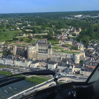 Vol Panoramique en Hélicoptère au-dessus de la Loire (Tours, Indre-et-Loire - 37)