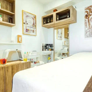Accès au Spa avec Hammam, Sauna, Jacuzzi pour Femmes au Royal Spa (Arnouville, Val d’Oise - 95)