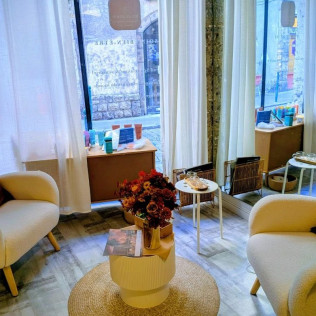 Head Spa Sakura à la Fleur de Cerisier avec Soin Visage Express au Spa Relax-Mood (Lyon, Rhône - 69)