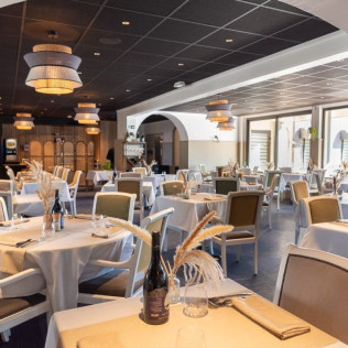 Séjour avec Petit-déjeuner et Dîner près du Mont Saint-Michel à l’Hôtel-Restaurant 3* les 13 Assiettes (Val-Saint-Père, Manche - 50)