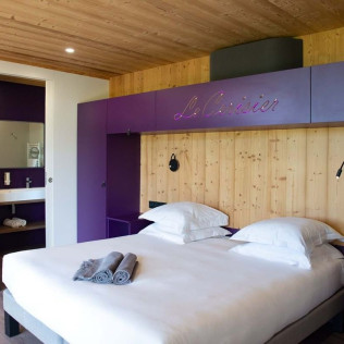 Séjour avec Petit-déjeuner et Accès Spa au Manoir le Roure 4* (Châteauneuf-du-Rhône, Drôme - 26)
