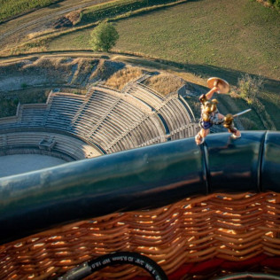 Vol en Montgolfière à la découverte de l'Amphithêatre de Grand (Dombasle-sur-Meurthe, Meurthe-et-Moselle - 54)