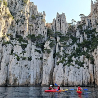 Excursion d’une Journée en Kayak au Parc National des Calanques (Cassis, Bouches-du-Rhône- 13)