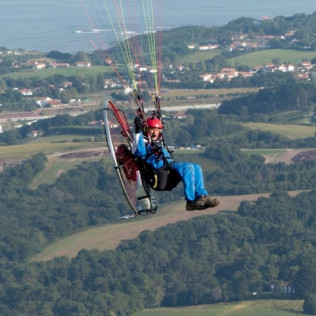 Baptême de l'Air "Les Terres Basques" en Paramoteur (Saint-Pée-sur-Nivelle, Pyrénées-Atlantiques - 64)