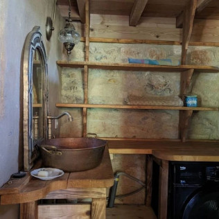 Séjour en Logement Insolite : 2 Nuits dans une Maison Organique à La Mauvaise Herbe (Barjols, Var - 83)