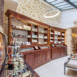 Massage du Dos à Beauté Noble Paris (Île-de-France- 75)