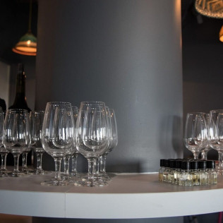 Massage et Flottaison à Kellua et Dégustation Grands Vins de Bordeaux en Duo (Bordeaux, Gironde - 33)