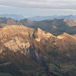 Vol en Montgolfière au-dessus des Alpes du Sud (Tallard, Hautes-Alpes - 05)