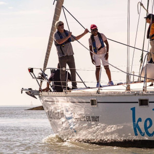 Séjour Insolite : Nuit en Bateau avec Navigation en Matinée à bord du Kelone (La Rochelle, Charente-Maritime- 17)