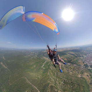 Baptême de Parapente en Biplace : Vol Acrobatique (Millau, Occitanie - 12)