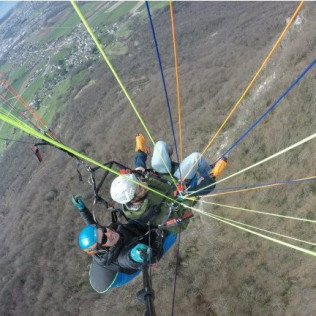 Séjour en Gîte avec Spa Privatisé au Spa Repos Bien-Être et Vol en Parapente au-dessus du Lac du Bourget (Voglans, Savoie - 73)