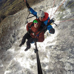Vol en Parapente au-dessus du Lac du Bourget (Savoie - 73)