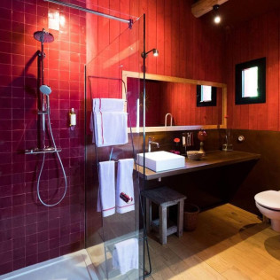 Séjour Romantique avec Repas et Visite de la Cave au Château et Village Castigno 5* (Assignan, Hérault - 34)