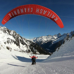 Vol Sensation XL en Parapente avec Initiation au Pilotage et Acrobatie (Chamonix-Mont-Blanc, Haute-Savoie - 74)