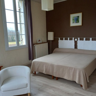 Séjour Œnologique avec Visite et Dégustation au Château des Faures (Puisseguin-Monbadon, Gironde - 33)