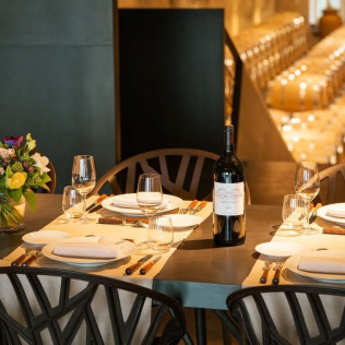 La Table de Ferrand : Repas en Duo en 3 Temps avec 2 Vins au Château de Ferrand (Saint-Émilion, Gironde - 33)