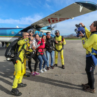 Saut en Parachute exclusif de 5000 m avec Photos et Vidéo (Empuriabrava, Espagne) - TANDEM PLATINIUM