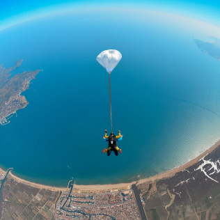 Saut en Parachute exclusif de 5000 m avec Photos et Vidéo (Empuriabrava, Espagne) - TANDEM PLATINIUM