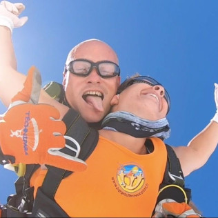 Saut en Parachute en Occitanie (Castelsarrasin, Tarn-et-Garonne - 82)