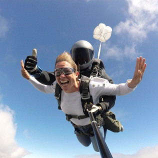 Saut en Parachute en Vendée avec Photos et Vidéos (2 zones de saut)