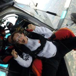 Saut en Tandem de 4000 mètres avec Photos ou Vidéos (Lasclaveries, Pyrénées-Atlantiques - 64)