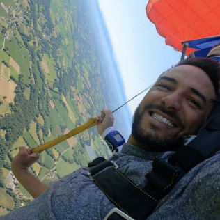 Saut en Tandem de 4000 mètres avec Photos ou Vidéos (Lasclaveries, Pyrénées-Atlantiques - 64)