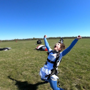 Saut en Parachute Tandem (Auxerre / Troyes)
