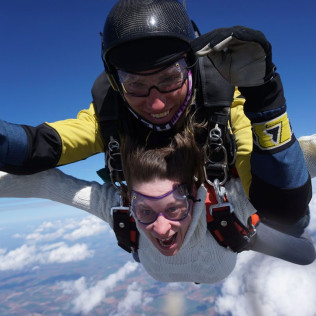 Saut en Parachute Tandem à l'Aérodrome Péronne Saint-Quentin (Somme - 80)